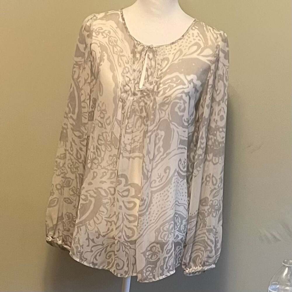 Floral Sheer Pintuck Pleated Peasant Blouse Sz. M, Silver &‎ White, Anniversary